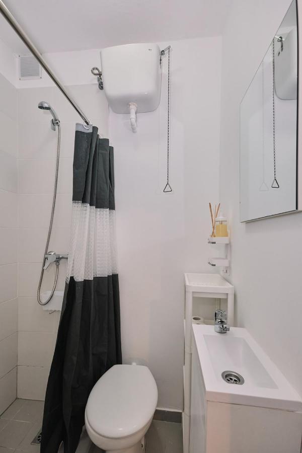 Dada Coliving & Rooms By Serendipia Turismo Сантьяго-де-Компостела Экстерьер фото